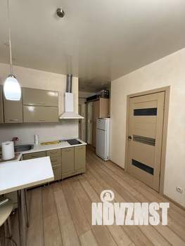 1-к квартира, посуточно, 30м2, 1/8 этаж