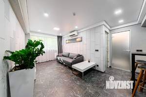 1-к квартира, посуточно, 44м2, 4/18 этаж