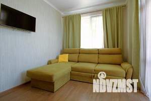 2-к квартира, посуточно, 53м2, 1/5 этаж