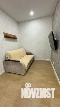 1-к квартира, посуточно, 42м2, 2/4 этаж