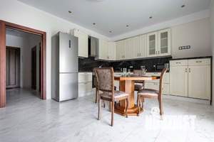 2-к квартира, посуточно, 63м2, 1/1 этаж