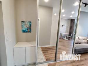 Студия квартира, посуточно, 38м2, 6/9 этаж