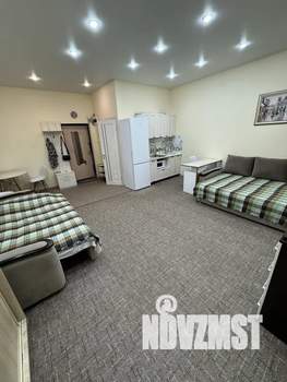 Студия квартира, посуточно, 35м2, 1/8 этаж