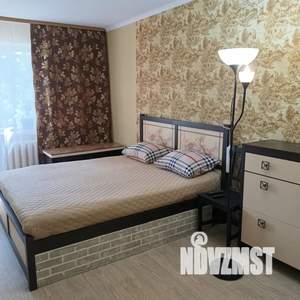 2-к квартира, посуточно, 50м2, 3/5 этаж