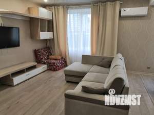 Студия квартира, посуточно, 38м2, 10/12 этаж