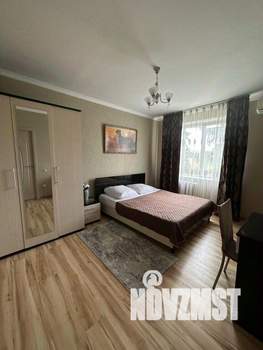 1-к квартира, посуточно, 56м2, 1/1 этаж