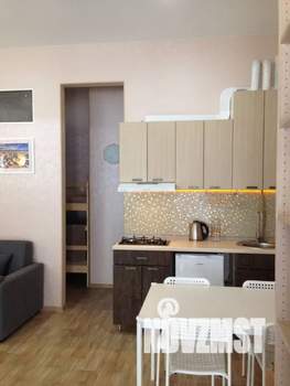 Студия квартира, посуточно, 30м2, 1/3 этаж