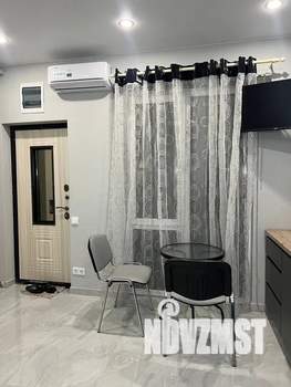 Студия квартира, посуточно, 25м2, 1/4 этаж