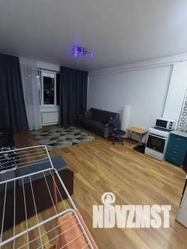 Студия квартира, посуточно, 30м2, 5/5 этаж