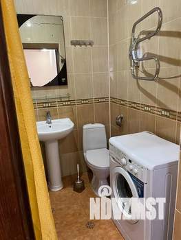 Студия квартира, посуточно, 35м2, 1/9 этаж