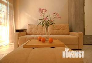 Студия квартира, посуточно, 32м2, 1/4 этаж