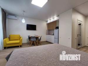 Студия квартира, посуточно, 30м2, 3/18 этаж
