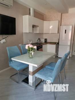 Студия квартира, посуточно, 43м2, 3/4 этаж