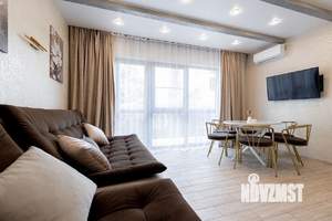 3-к квартира, посуточно, 68м2, 1/3 этаж