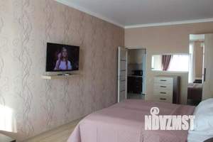1-к квартира, посуточно, 75м2, 1/1 этаж