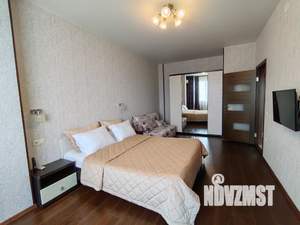 1-к квартира, посуточно, 45м2, 5/6 этаж