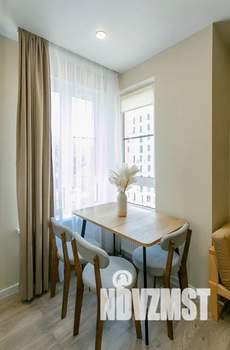 1-к квартира, посуточно, 37м2, 8/12 этаж