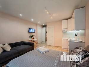 Студия квартира, посуточно, 25м2, 1/4 этаж