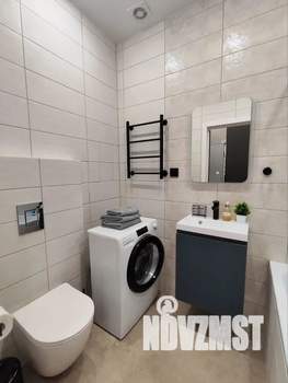 Студия квартира, посуточно, 28м2, 13/21 этаж