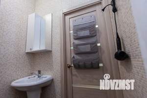 2-к квартира, посуточно, 42м2, 3/5 этаж