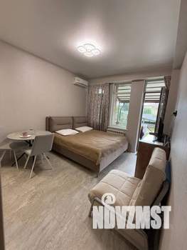 Студия квартира, посуточно, 25м2, 1/13 этаж