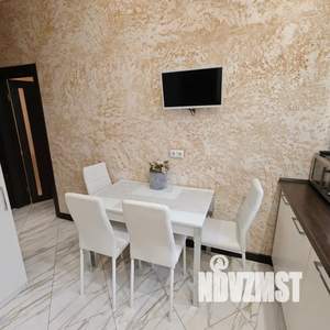 1-к квартира, посуточно, 45м2, 1/3 этаж