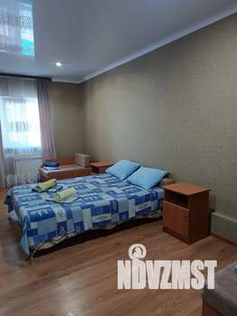 1-к квартира, посуточно, 38м2, 4/5 этаж