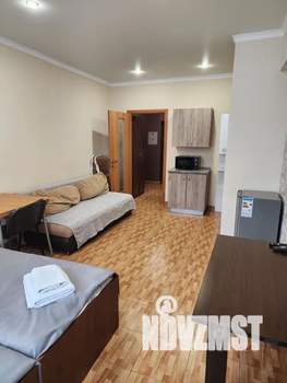 Студия квартира, посуточно, 33м2, 1/4 этаж