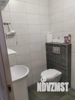 Студия квартира, посуточно, 35м2, 10/12 этаж