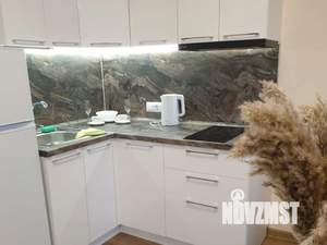 Студия квартира, посуточно, 34м2, 3/18 этаж