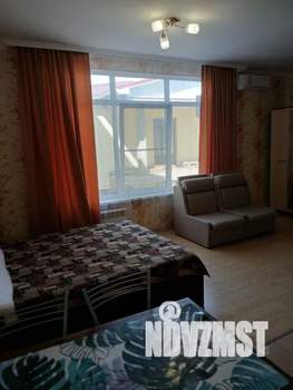 Студия квартира, посуточно, 32м2, 3/3 этаж