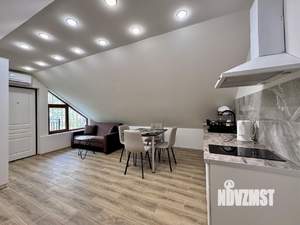 Студия квартира, посуточно, 30м2, 3/3 этаж