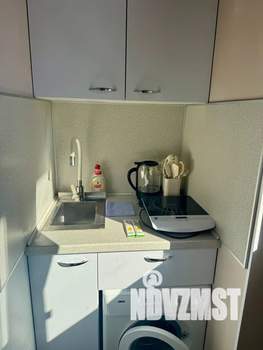 Студия квартира, посуточно, 25м2, 1/5 этаж