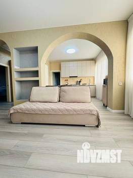 2-к квартира, на длительный срок, 90м2, 2/3 этаж