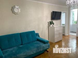 2-к квартира, посуточно, 50м2, 5/5 этаж