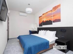 2-к квартира, посуточно, 54м2, 1/1 этаж