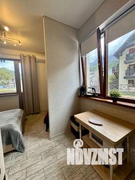 Студия квартира, посуточно, 27м2, 1/5 этаж