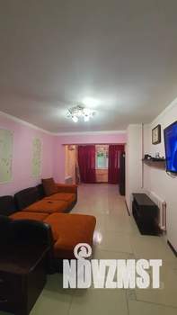 2-к квартира, посуточно, 50м2, 1/5 этаж