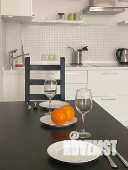 Студия квартира, посуточно, 40м2, 3/4 этаж