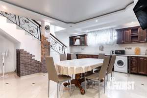 3-к квартира, посуточно, 120м2, 1/1 этаж