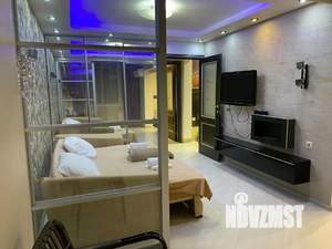 2-к квартира, посуточно, 47м2, 1/1 этаж