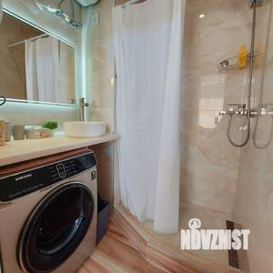 Студия квартира, посуточно, 27м2, 1/21 этаж