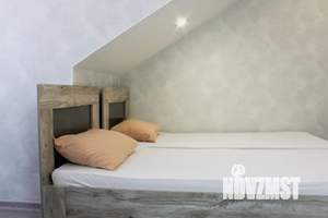 Студия квартира, посуточно, 33м2, 5/5 этаж