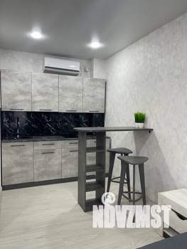Студия квартира, посуточно, 20м2, 2/2 этаж