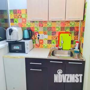 Студия квартира, посуточно, 30м2, 4/4 этаж