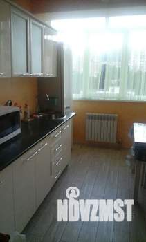 2-к квартира, посуточно, 42м2, 8/10 этаж