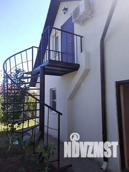 Студия квартира, посуточно, 30м2, 2/2 этаж