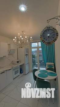 1-к квартира, посуточно, 40м2, 4/18 этаж