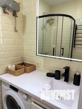 Студия квартира, посуточно, 18м2, 1/20 этаж