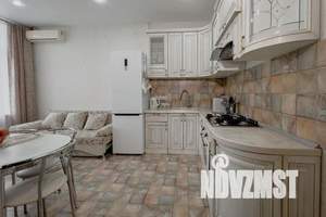 2-к квартира, посуточно, 60м2, 4/4 этаж